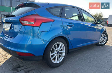 Хэтчбек Ford Focus 2016 в Нововолынске