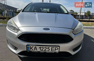 Хетчбек Ford Focus 2015 в Києві