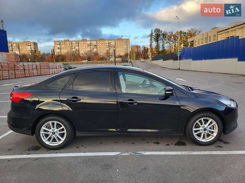 Седан Ford Focus 2016 в Полтаве