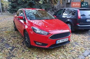 Седан Ford Focus 2016 в Дніпрі