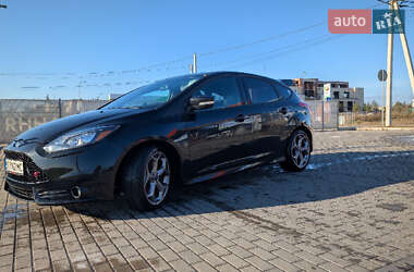 Хэтчбек Ford Focus 2013 в Львове