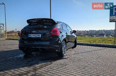 Хэтчбек Ford Focus 2013 в Львове