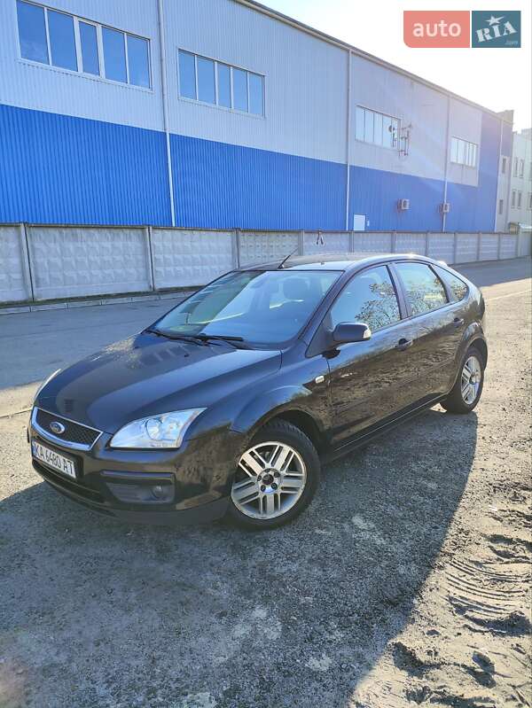 Хэтчбек Ford Focus 2007 в Киеве