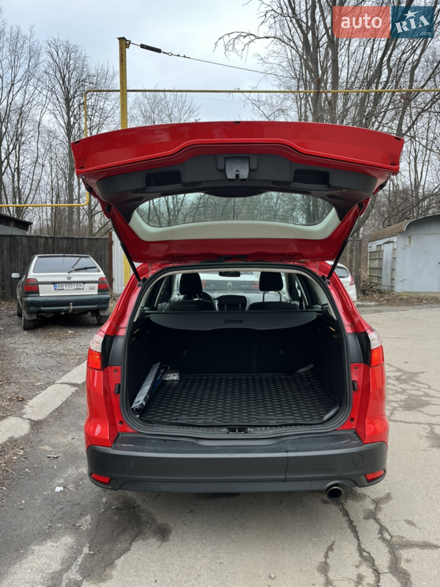 2011 Ford Focus - мініатюра 19