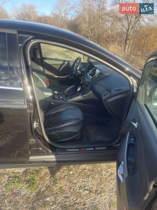 Хэтчбек Ford Focus 2012 в Киеве