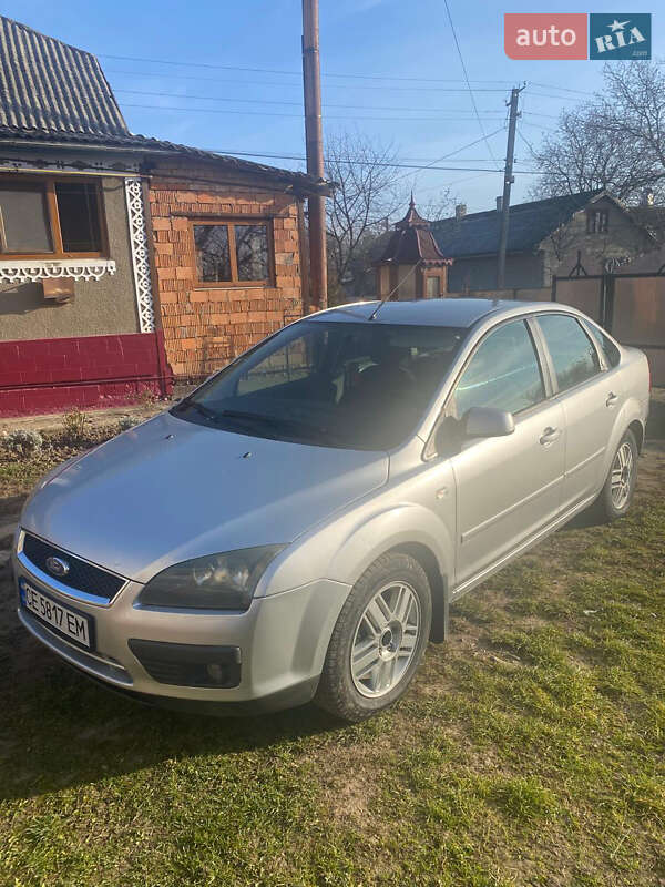 Седан Ford Focus 2005 в Черновцах