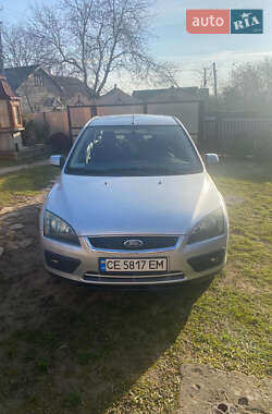 Седан Ford Focus 2005 в 
