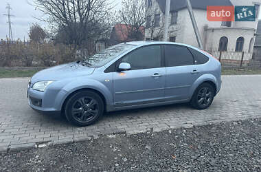 Хэтчбек Ford Focus 2005 в Луцке