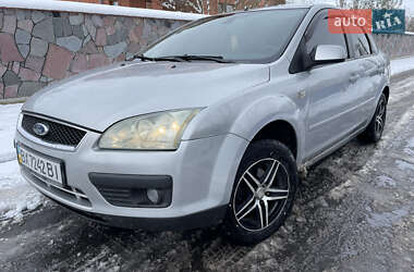 Седан Ford Focus 2005 в Староконстантинове