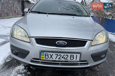 Седан Ford Focus 2005 в Староконстантинове