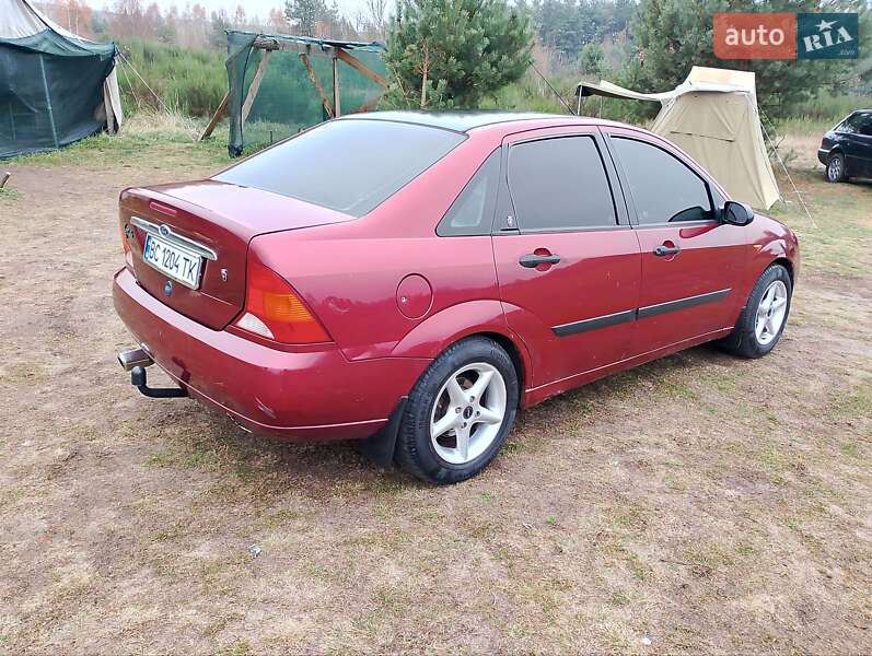 Седан Ford Focus 1999 в Львове
