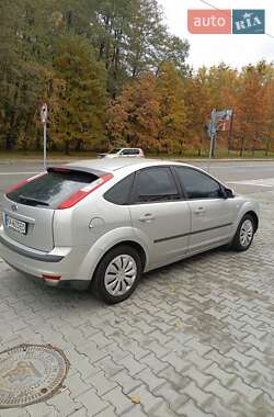 Хэтчбек Ford Focus 2006 в Киеве