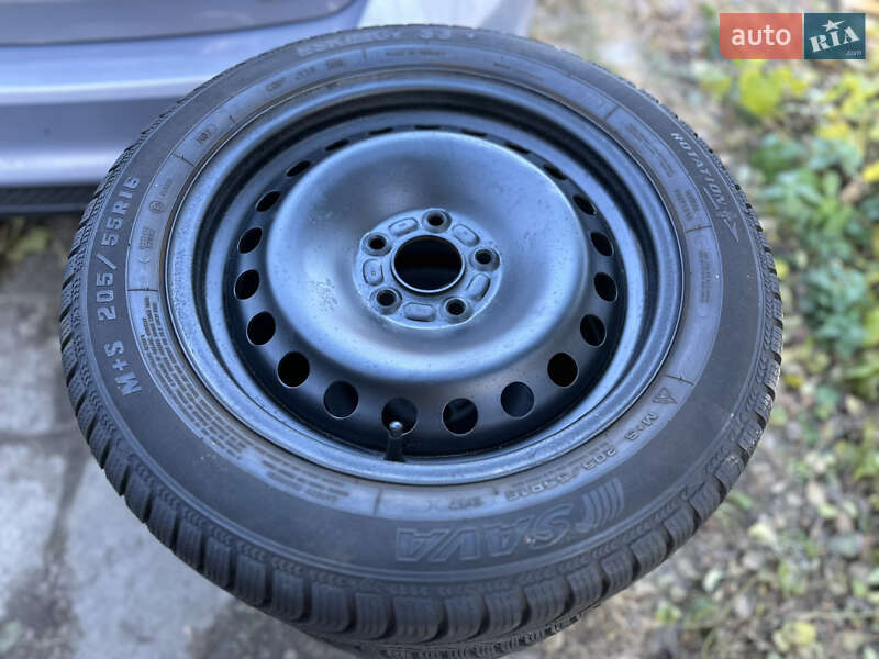 Хэтчбек Ford Focus 2013 в Киеве