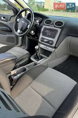 Универсал Ford Focus 2010 в 