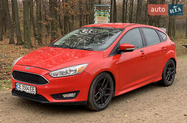 Хэтчбек Ford Focus 2015 в Черновцах