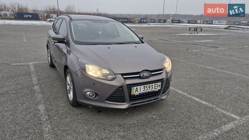 Универсал Ford Focus 2013 в 
