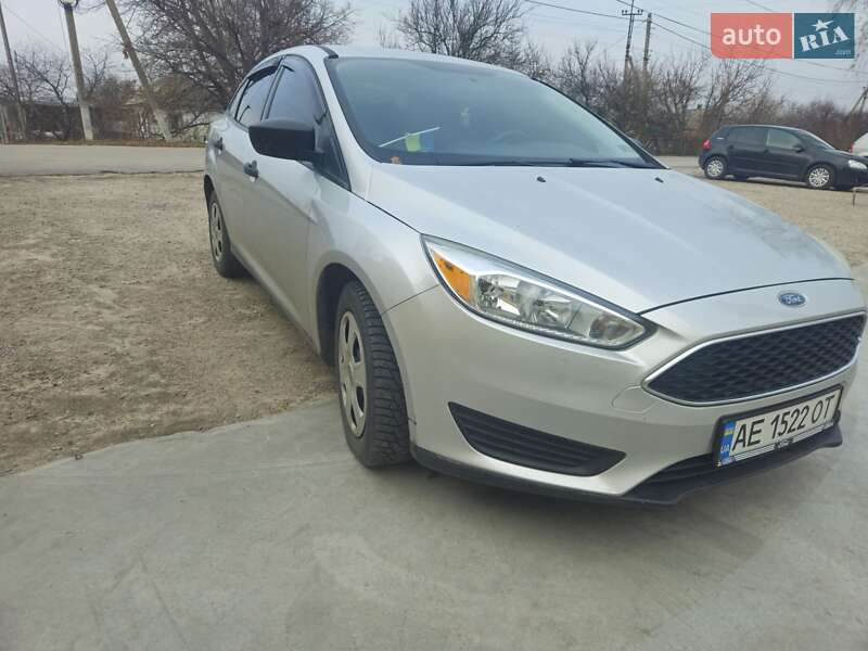 Седан Ford Focus 2016 в 
