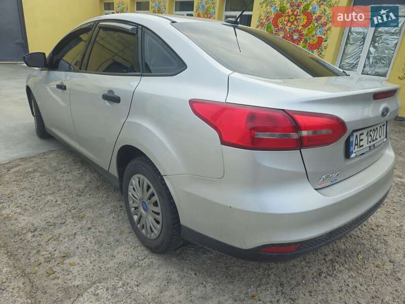 Седан Ford Focus 2016 в Петриковке