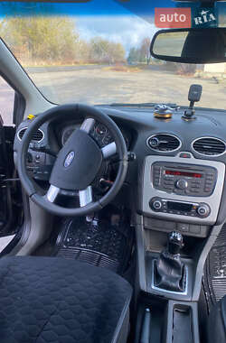 Хэтчбек Ford Focus 2007 в Кременце