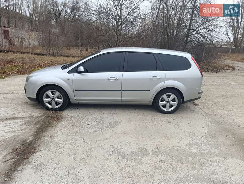 Универсал Ford Focus 2006 в Лозовой фото 14 Универсал Ford Focus 2006 в Лозовой
