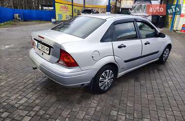 Седан Ford Focus 2003 в 