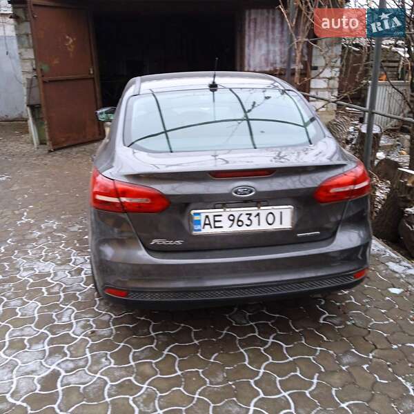 Седан Ford Focus 2016 в Кривом Роге