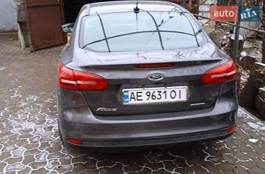 Седан Ford Focus 2016 в 