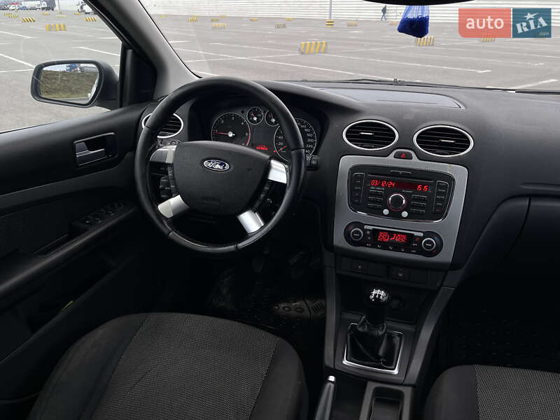 Хэтчбек Ford Focus 2007 в Львове