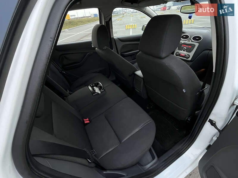 Хэтчбек Ford Focus 2007 в Львове
