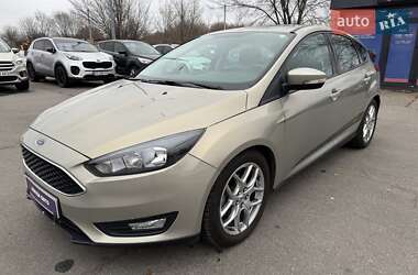 Хетчбек Ford Focus 2015 в Дніпрі