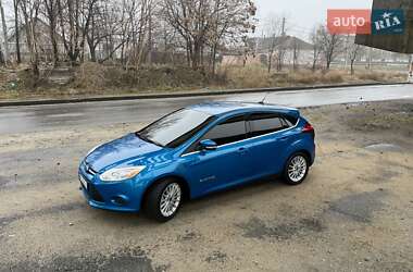 Хетчбек Ford Focus 2012 в Дніпрі