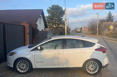Хэтчбек Ford Focus 2017 в 