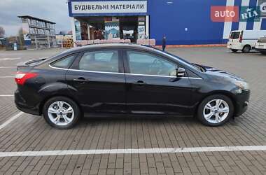 Седан Ford Focus 2014 в 