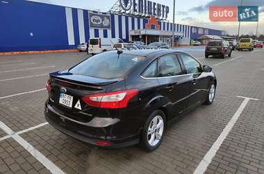 Седан Ford Focus 2014 в 