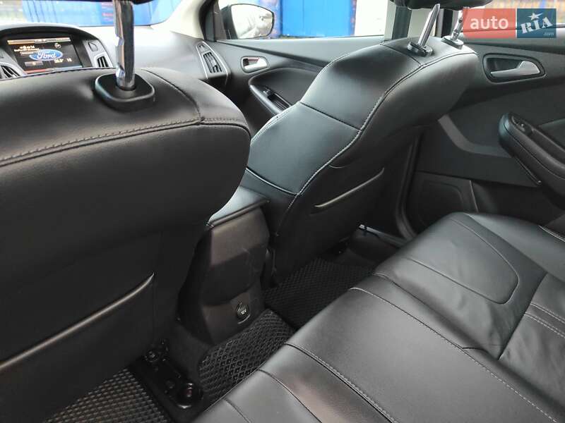 Седан Ford Focus 2014 в Дрогобыче