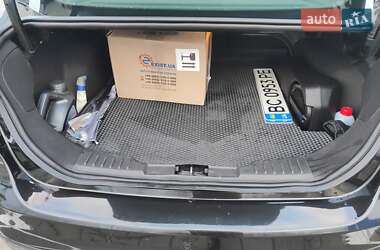 Седан Ford Focus 2014 в 
