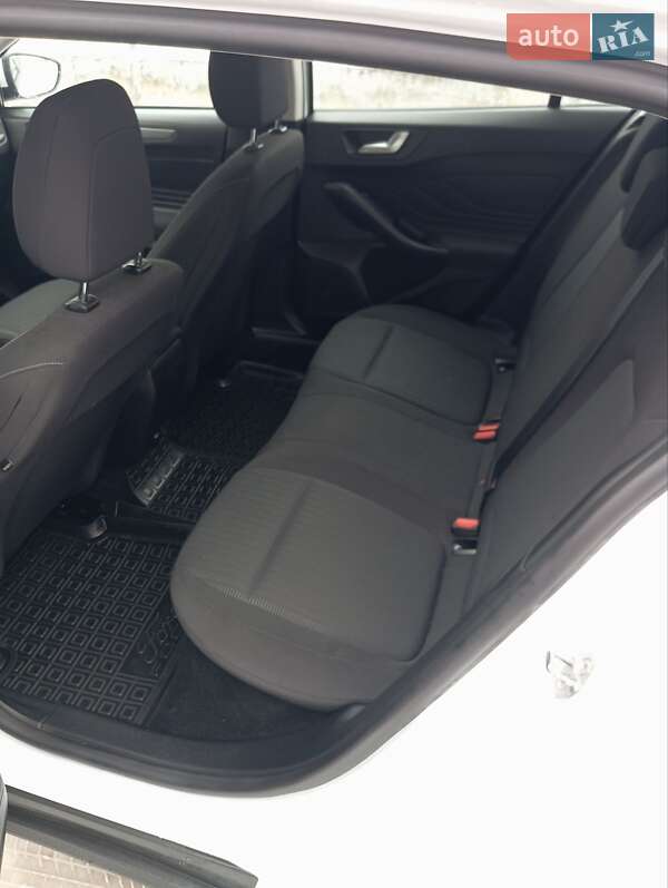 Універсал Ford Focus 2020 в Долині фото 21 Універсал Ford Focus 2020 в Долині