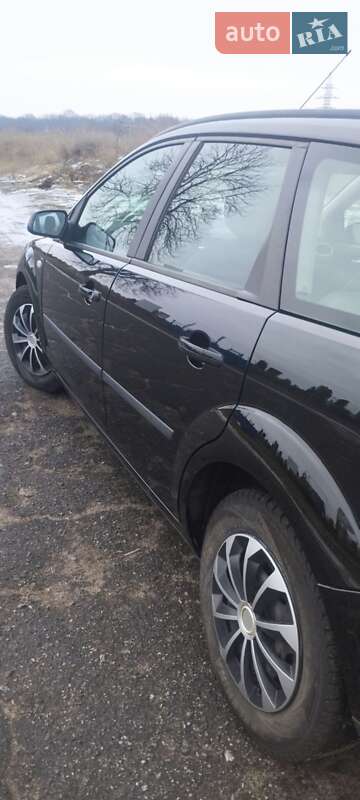 Универсал Ford Focus 2006 в Смеле