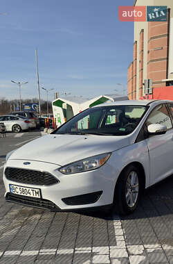 Седан Ford Focus 2015 в Львові