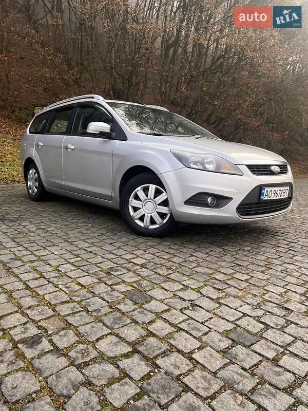 Універсал Ford Focus 2010 в Хусті