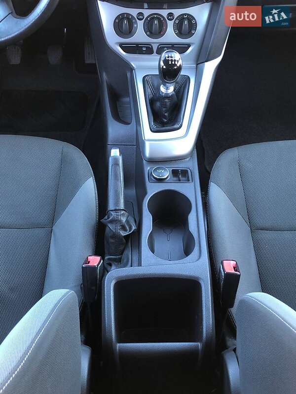 Універсал Ford Focus 2012 в Хмельницькому фото 13 Універсал Ford Focus 2012 в Хмельницькому