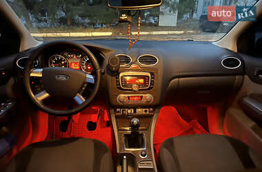 Седан Ford Focus 2008 в 