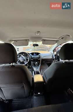 Седан Ford Focus 2016 в 