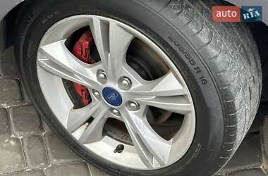 Седан Ford Focus 2013 в Кривому Розі