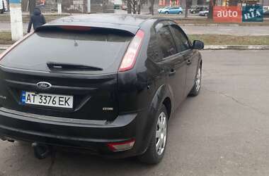 Хэтчбек Ford Focus 2009 в 