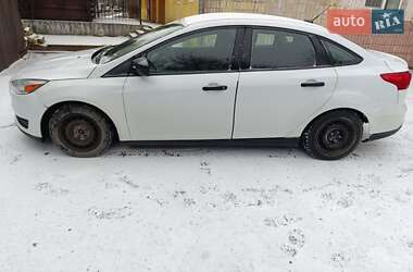 Седан Ford Focus 2015 в 