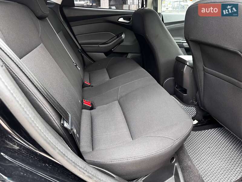 Седан Ford Focus 2018 в Днепре