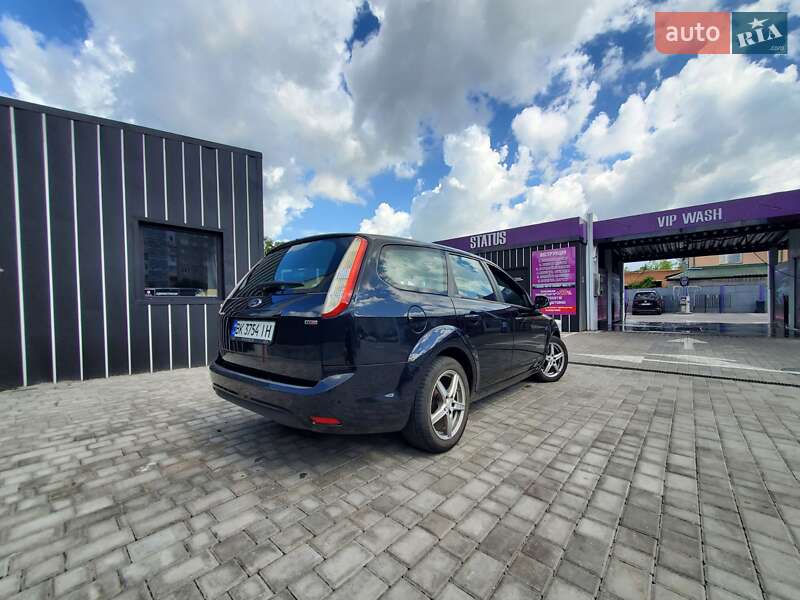 Універсал Ford Focus 2010 в Рівному
