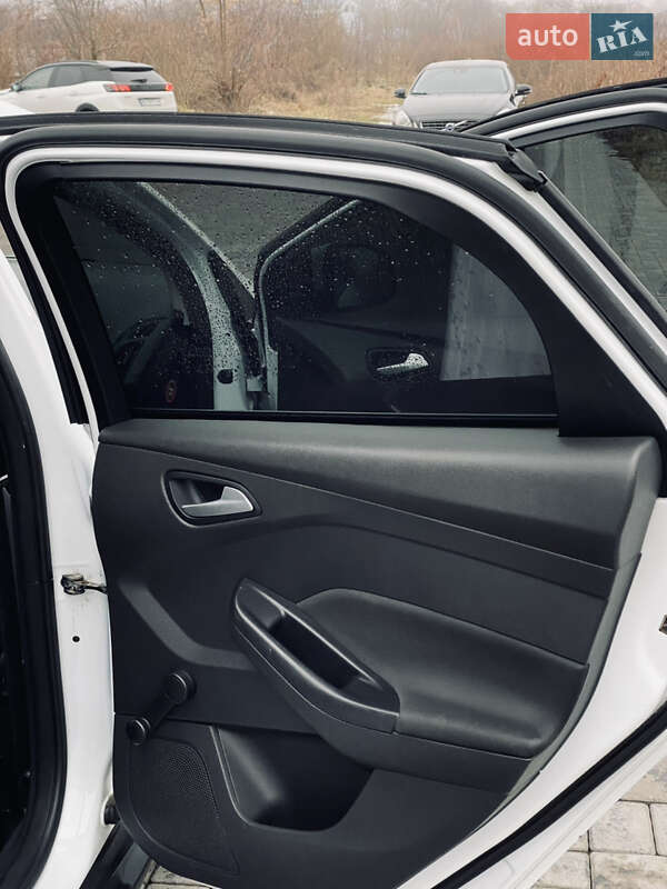 Седан Ford Focus 2015 в Здолбунове