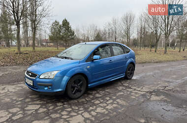 Хетчбек Ford Focus 2004 в Рівному